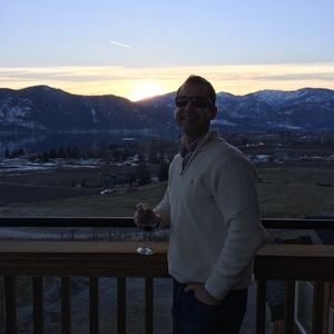 Meet your Posher, Les